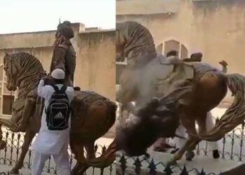 പാകിസ്ഥാനിൽ മഹാരാജ രഞ്ജിത് സിംഗിന്റെ പ്രതിമ തകർത്തു; ശക്തമായി അപലപിച്ച് ഇന്ത്യ