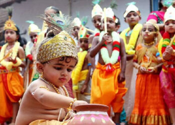 കൊവിഡ് മാനദണ്ഡങ്ങൾ പാലിച്ച് ശോഭായാത്ര; 15 ലക്ഷം വീടുകൾ അമ്പാടി മുറ്റങ്ങളാകും