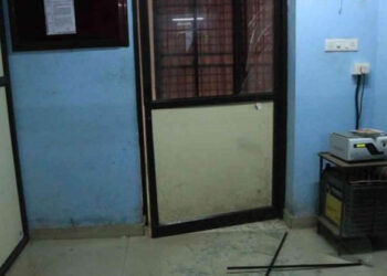 ഫോ​ട്ടോ മാധ്യമങ്ങള്‍ക്ക്​ നല്‍കി; എക്​സൈസ്​ ഓഫീസ് അടിച്ചു തകർത്ത് കഞ്ചാവ്​ കേസ്​ പ്രതിയുടെ പ്രതികാരം