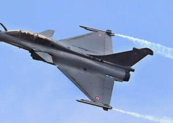 പുതിയ കരുത്തുമായി സൈന്യം ; യുദ്ധവിമാനത്തില്‍ നിന്നുള്ള ദീര്‍ഘദൂര ബോംബ് പരീക്ഷണം വിജയകരം