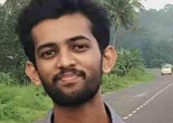 കാറും ബൈക്കും കൂട്ടിയിടിച്ച് മെഡിക്കൽ വിദ്യാർത്ഥി മരിച്ച സംഭവം; കാറിൽ നിന്ന് മദ്യക്കുപ്പികൾ കണ്ടെടുത്തതായി പോലീസ്