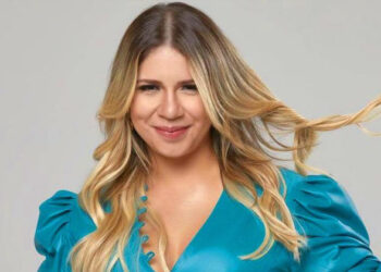 ബ്രസീലിയന്‍ യുവഗായിക മരീലിയ മെന്തോന്‍സ വിമാനാപകടത്തില്‍ മരിച്ചു