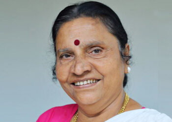 നടി കോഴിക്കോട് ശാരദ അന്തരിച്ചു