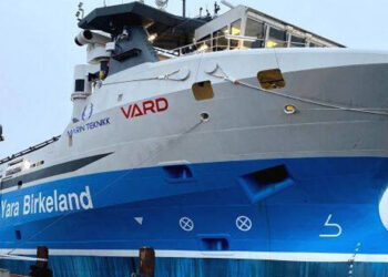 ലോകത്തിലെ ആദ്യ ഇലക്‌ട്രിക്ക് കപ്പല്‍ ‘​യാ​ര​ ​ബി​ര്‍​ക്ക്‌​ലാ​ന്‍​ഡ്’ യാത്ര ആരംഭിച്ചു