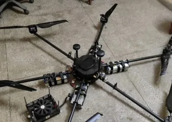 ഇന്ത്യ-പാക് അതിർത്തിയിൽ ദുരൂഹമായി ഡ്രോൺ ; വെടിവെച്ചിട്ട് ബിഎസ്എഫ്