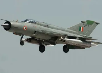 വ്യോമസേനയുടെ മിഗ്-21 യുദ്ധവിമാനം തകർന്നു ; വിംഗ് കമാൻഡർ മരിച്ചു