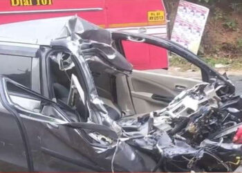 കോട്ടയത്ത് കാറും ടോറസും കൂട്ടിയിടിച്ചു; 2 പേർ മരിച്ചു