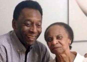 മകനു വേണ്ടി ഇന്നും പ്രാർത്ഥനയിൽ ; പെലെ നഷ്ടപ്പെട്ട കാര്യം അറിയാതെ 100 വയസ്സുള്ള അമ്മ