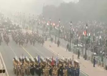 ഗരുഡ് കമാന്റോകളെ ഉൾപ്പെടുത്തി റിപ്പബ്ലിക് ദിനാഘോഷം; നാരീ ശക്തിക്ക് പ്രാധാന്യം നൽകിക്കൊണ്ട് വനിതാ സിആർപിഎഫ് സംഘത്തിന്റെ മാർച്ച്