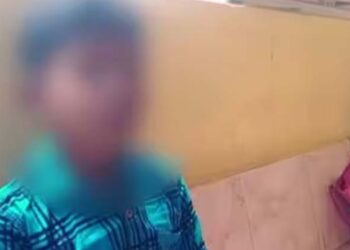 ഡസ്‌ക്കിൽ കൊട്ടി ശബ്ദമുണ്ടാക്കിയെന്നാരോപിച്ച് മൂന്നാം ക്ലാസുകാരന്റെ കരണത്തടിച്ച് അദ്ധ്യാപിക; പരാതി