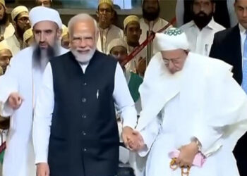 ‘പ്രധാനമന്ത്രിയായല്ല, കുടുംബാംഗമായാണ് എത്തിയിരിക്കുന്നത്‘: ദാവൂദി ബോറ വിഭാഗത്തിന്റെ അറബിക് പഠന കേന്ദ്രം ഉദ്ഘാടനം ചെയ്ത് നരേന്ദ്ര മോദി