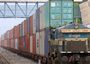 ചരക്ക് ഗതാഗത വരുമാനത്തിലും റെയിൽവേ കുതിക്കുന്നു; നടപ്പു സാമ്പത്തിക വർഷം ആദ്യ പത്ത് മാസത്തിൽ ലഭിച്ചത് 1.30 ലക്ഷം കോടി രൂപ