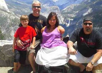 കൈകാലുകളില്ലാതെ ലോകം കീഴടക്കിയ പൗളിൻ വിക്ടോറിയ