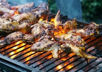 ബാര്ബിക്യൂവും ഗ്രില്ലും ആരോഗ്യത്തിന് നല്ലതാണോ? ഇക്കാര്യത്തില് മിക്കവര്ക്കും തെറ്റിദ്ധാരണയെന്ന് ആരോഗ്യവിദഗ്ധര്