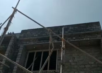 അങ്കമാലിയിൽ കെട്ടിടത്തിന്റെ കോൺക്രീറ്റ് സ്ലാബുകൾ തകർന്ന് അപകടം; രണ്ട് തൊഴിലാളികൾ മരിച്ചു; ഒരാളുടെ നില ഗുരുതരം