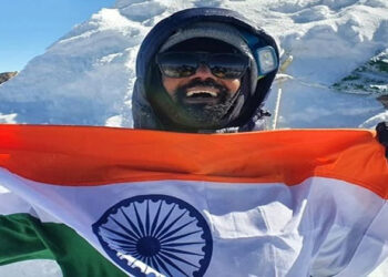 കൊടും തണുപ്പിൽ അകപ്പെട്ട് കിടന്നത് മൂന്ന് ​ദിവസം; ഇന്ത്യൻ പർവ്വതാരോഹകനെ നേപ്പാളിൽ രക്ഷപ്പെടുത്തി