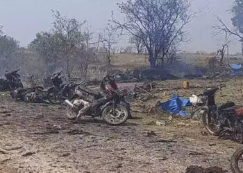 മ്യാൻമറിൽ ആഭ്യന്തര കലഹം രൂക്ഷം; വിമതഗ്രാമങ്ങളിൽ വ്യോമാക്രമണം നടത്തി സൈന്യം; കുട്ടികളടക്കം നൂറിലധികം ആളുകൾ കൊല്ലപ്പെട്ടു