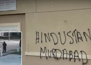 കാനഡയിൽ വീണ്ടും ഹിന്ദുക്ഷേത്രം ആക്രമിച്ചു; ഇന്ത്യയ്‌ക്കെതിരെയും മോദിക്കെതിരെയും ചുവരെഴുത്തുകൾ; അക്രമികളുടെ വീഡിയോ ദൃശ്യം കണ്ടുകിട്ടിയെന്ന് പോലീസ്