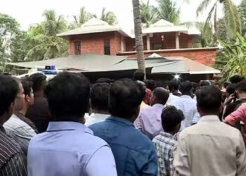 ദുബായിലെ അപ്പാർട്ട്‌മെന്റിലുണ്ടായ തീപിടിത്തം; മരിച്ച മലയാളി ദമ്പതികളുടെ മൃതദേഹങ്ങൾ നാട്ടിലെത്തിച്ചു