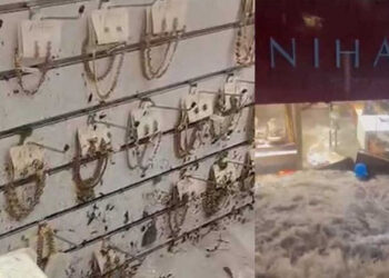 കനത്ത മഴയിൽ ജ്വല്ലറിക്കുള്ളിലേക്ക് വെള്ളപ്പാച്ചിൽ; രണ്ടരക്കോടി രൂപയുടെ സ്വർണ്ണാഭരണങ്ങൾ ഒലിച്ച് പോയതായി പരാതി