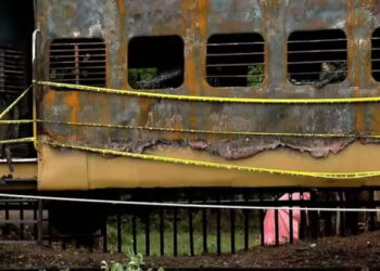 കണ്ണൂരിൽ തീവണ്ടിയ്ക്ക് തീയിട്ട സംഭവം; അന്വേഷണം സംഘം കൊൽക്കത്തയിൽ