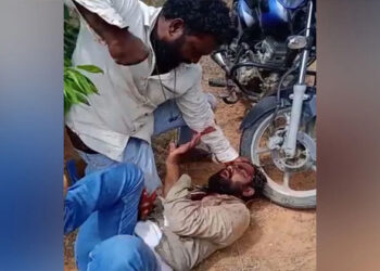 സുഹൃത്തിന്റെ കഴുത്ത് ബ്ലേഡ് കൊണ്ടറുത്ത് ചോര കുടിച്ച് യുവാവ്; അറസ്റ്റ് ചെയ്ത് പോലീസ്‌