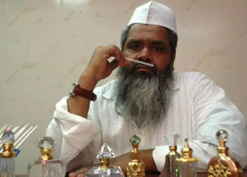 പണമുള്ളവർ നാല് കെട്ടട്ടെ,ബഹുഭാര്യത്വം ഇസ്ലാം മതത്തിൽ അനുവദീയമാണ്; മുസ്ലീം ആധിപത്യ പ്രദേശങ്ങളിൽ സ്കൂൾ തുറക്കാൻ ബിജെപി സർക്കാരിന് ധൈര്യമുണ്ടോ?; എഐയുഡിഎഫ് മേധാവി ബദറുദ്ദീൻ അജ്മൽ