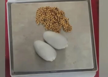 നെടുമ്പാശ്ശേരിയിൽ അര കിലോ സ്വർണം പിടികൂടി; മലപ്പുറം സ്വദേശി പിടിയിൽ