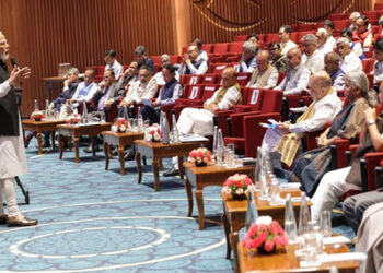 പ്രധാനമന്ത്രിയുടെ അദ്ധ്യക്ഷതയിൽ മന്ത്രിസഭാ യോഗം; വിവിധ പദ്ധതികളെക്കുറിച്ച് ചർച്ചകൾ നടത്തി