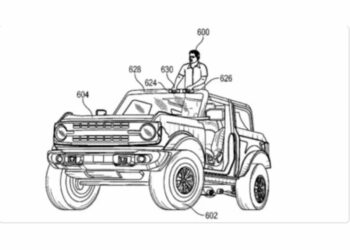 നിന്നു കൊണ്ട് ഓടിക്കുന്ന കാർ ! ഞെട്ടരുത് സംഗതി സത്യമാണ്; പുതിയ ഐഡിയയുമായി ഫോർഡ്