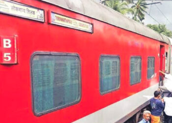 കണ്ണൂരിൽ നേത്രാവതി എക്സ്പ്രസിന് നേരെ കല്ലേറ് ; ആർപിഎഫ് അന്വേഷണം ആരംഭിച്ചു