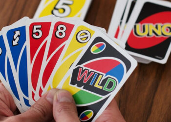 ചീഫ് യുനോ ഓഫീസറെ ആവശ്യമുണ്ട്, ജോലി ദിവസവും നാലു മണിക്കൂര്‍ യുനോ കളിക്കല്‍; ശമ്പളം ഒരാഴ്ച മൂന്നരലക്ഷത്തിലധികം