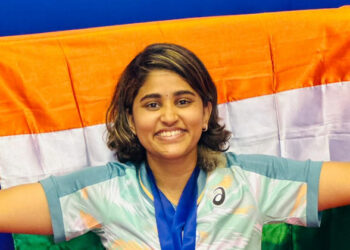രാജ്യത്തിന്റെ അഭിമാനമായി മലയാളി താരം; ഇന്തോനേഷ്യ ഇന്റർനാഷണൽ വീൽചെയർ ബാഡ്മിന്റൺ ചാമ്പ്യൻഷിപ്പിൽ ഇന്ത്യക്ക് വേണ്ടി സ്വർണം നേടി ആൽഫിയ ജയിംസ്