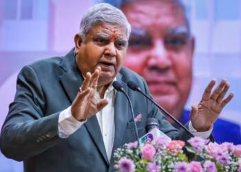 “രാഷ്ട്രീയ കണ്ണടയിലൂടെ ഭരണഘടനാ സ്ഥാപനങ്ങളെ കാണുന്നത് സാംസ്കാരിക മര്യാദയ്ക്ക് ചേർന്നതല്ല”; രാജസ്ഥാൻ മുഖ്യമന്ത്രി അശോക് ഗെഹ്ലോട്ടിനെതിരെ വിമർശനവുമായി ഉപരാഷ്ട്രപതി