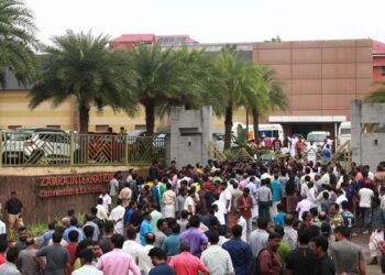 ആരാണ് യഹോവ സാക്ഷികൾ? ക്രിസ്മസ് ആഘോഷം പോലും ഇല്ല; വിശദമായി തന്നെ അറിയാം