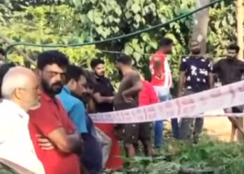 മൂവാറ്റുപുഴയിൽ വിവിധ ഭാഷാ തൊഴിലാളികൾ കഴുത്തറുത്ത് കൊല്ലപ്പെട്ട നിലയിൽ; കൂടെയുള്ള അസം സ്വദേശിയ്ക്കായി അന്വേഷണം