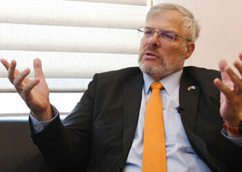 ഹമാസിനെ ഇന്ത്യ ഭീകരസംഘടനയായി പ്രഖ്യാപിക്കുമെന്ന് പ്രതീക്ഷിക്കുന്നതായി ഇസ്രായേൽ അംബാസഡർ; ഇന്ത്യയും ഭീകരവാദത്തിന്റെ ഇരയെന്നും നൗർ ഗിലോൺ