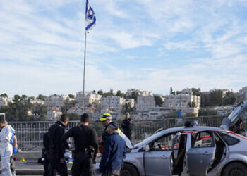ഇസ്രായേലിൽ ഭീകരാക്രമണം; വെടിവയ്പ്പിൽ മൂന്ന് മരണം; അക്രമികളെ വെടിവച്ച് വീഴ്ത്തി പോലീസ്