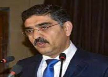 ജമ്മു കശ്മീർ ഇന്ത്യൻ ഭരണഘടനയ്ക്കു വിധേയമെന്ന വിധി രാഷ്ട്രീയ പ്രേരിതം; ഭാരതത്തിൻ്റെ ആഭ്യന്തരവിഷയത്തിൽ അഭിപ്രായവുമായി പാകിസ്താൻ താത്കാലിക പ്രധാനമന്ത്രി