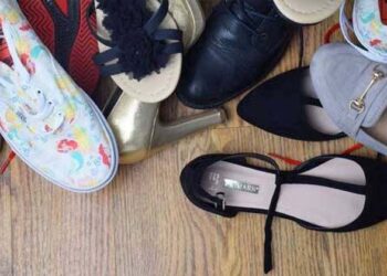 ഫാഷൻ മാത്രം അല്ല, ചെരുപ്പുവാങ്ങാൻ പാദരക്ഷകൾ വാങ്ങുമ്പോൾ ഇക്കാര്യങ്ങൾ ശ്രദ്ധിച്ചേ മതിയാവൂ