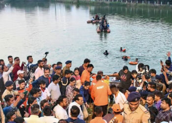 ഗുജറാത്തിലെ ബോട്ട് അപകടം; മരണസംഖ്യ 14 ആയി,  സഹായധനം പ്രഖ്യാപിച്ച് പ്രധാനമന്ത്രി