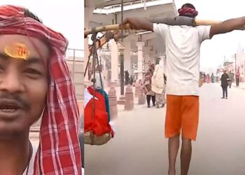 ശ്രാവണകുമാരനെ പോലെ ധർമ്മിഷ്ഠൻ; ശ്രീരാമദർശനത്തിനായി മാതാപിതാക്കളെ തോളിലേറ്റി മോനുശ്രായി