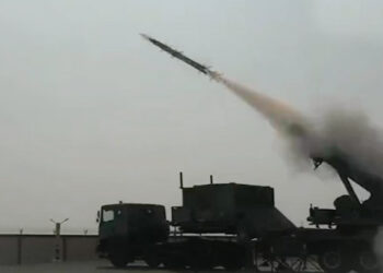 പുതുതലമുറ ആകാശ് മിസൈൽ പരീക്ഷണം വിജയകരം ; ഡിആർഡിഒക്ക് അഭിനന്ദനങ്ങൾ അറിയിച്ച് പ്രതിരോധമന്ത്രി