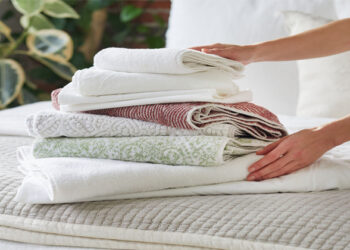 എത്ര ദിവസം കൂടുമ്പോഴാണ് നിങ്ങള് നിങ്ങളുടെ ടവ്വലുകളും ബെഡ് ഷീറ്റുകളും അലക്കുന്നത്? ഇവ വൃത്തിയായി സൂക്ഷിച്ചില്ലെങ്കില് ശരീരത്തിന് എന്ത് സംഭവിക്കും?