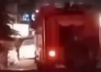 ‘ഉഗ്രശബ്ദത്തോടെ പൊട്ടിത്തെറിച്ച ട്രാൻസ്ഫോമർ കത്താൻ തുടങ്ങി’ ; പേട്ടയിൽ ട്രാൻസ്ഫോമർ പൊട്ടിത്തെറിച്ച് തീപിടുത്തം