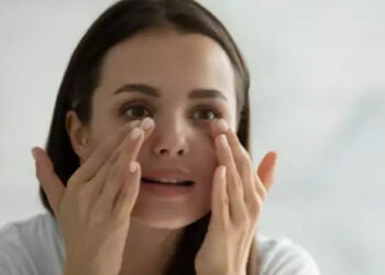 ചൂടിൽ നിന്ന് ചർമ്മത്തെ സംരക്ഷിക്കാം ; മൂന്ന് തുള്ളി രാത്രിയിൽ പുരട്ടി നോക്കു ; അതും ഇങ്ങനെ