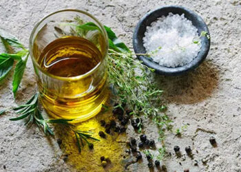 ഉപ്പും എണ്ണയും ഷൂവുമൊന്നും ശനിയാഴ്ചകളിൽ വാങ്ങാൻ പാടില്ല,ചൂല് ചൊവ്വാഴ്ചകളിലും; കാരണമെന്തെന്ന് അറിയാമോ