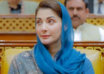 പഞ്ചാബിൻ്റെ ആദ്യ വനിതാ മുഖ്യമന്ത്രിയായി ചരിത്രം കുറിച്ച് മറിയം നവാസ്