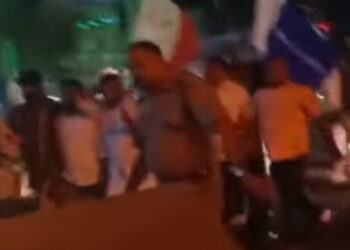 പൗരത്വ നിയമ ഭേദഗതിയ്‌ക്കെതിരെ രാജ്ഭവനിലേക്ക് പ്രതിഷേധമാർച്ച്; റോഡ് ഉപരോധം; നൂറിലധികം പേർക്കെതിരെ കേസ്