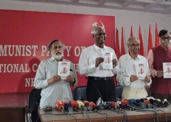 സിപിഐ വരും എല്ലാം ശരിയാക്കും; അഗ്നിപഥും സിഎഎയും നിർത്തലാക്കും;തൊഴിലുറപ്പ് പദ്ധതി മിനിമം വേതനം 700 രൂപയാക്കും;വമ്പൻ പ്രഖ്യാപനവുമായി പ്രകടനപത്രിക